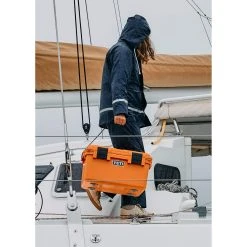 Yeti Coolers LOADOUT 30 GO BOX - Ausrüstungsbox 27 Yeti Coolers LOADOUT 30 GO BOX - Ausrüstungsbox -Marmot Shop 5638037875 o loadout 30 go box yeti coolers 24