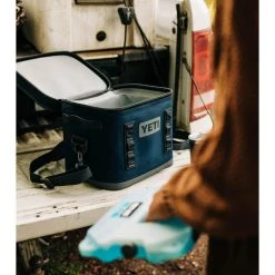 Yeti Coolers HOPPER FLIP 12 SOFT COOLER - Kühltasche 18 Yeti Coolers HOPPER FLIP 12 SOFT COOLER - Kühltasche -Marmot Shop 5638039364 h hopper flip 12 soft cooler yeti coolers 24